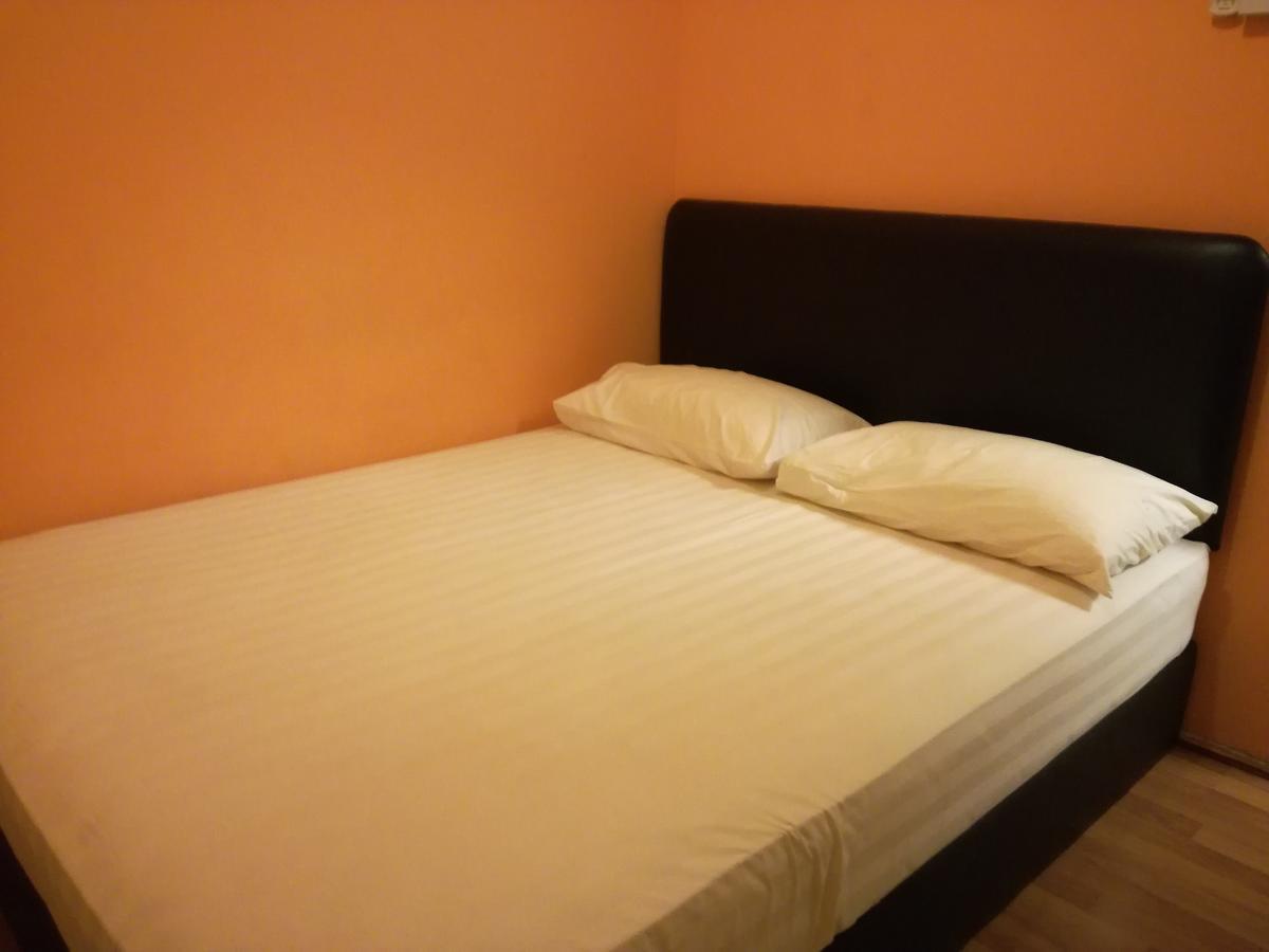 Albergue Harbourside Backpackers Sandakan Exterior foto