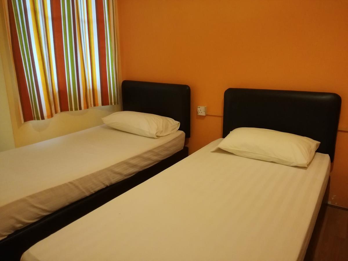 Albergue Harbourside Backpackers Sandakan Habitación foto